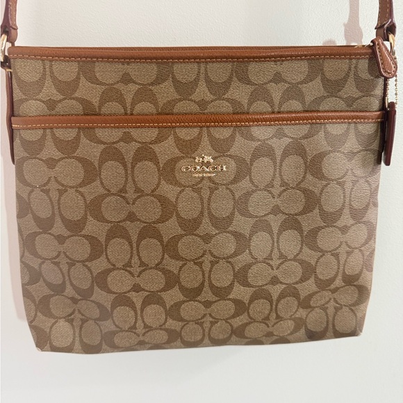 Coach Signature Brown and Tan Crossbody Bag and Wristlet and Card Holder - Picture 2 of 16